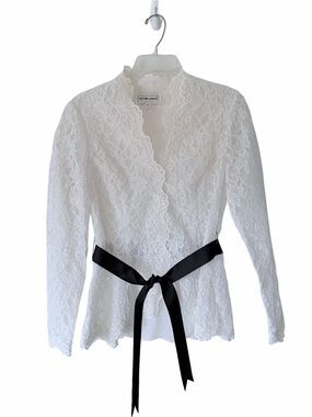 Vintage Victor Costa White Lace Scallop Edge Long Sleeve Blouse size 6 Ribbon